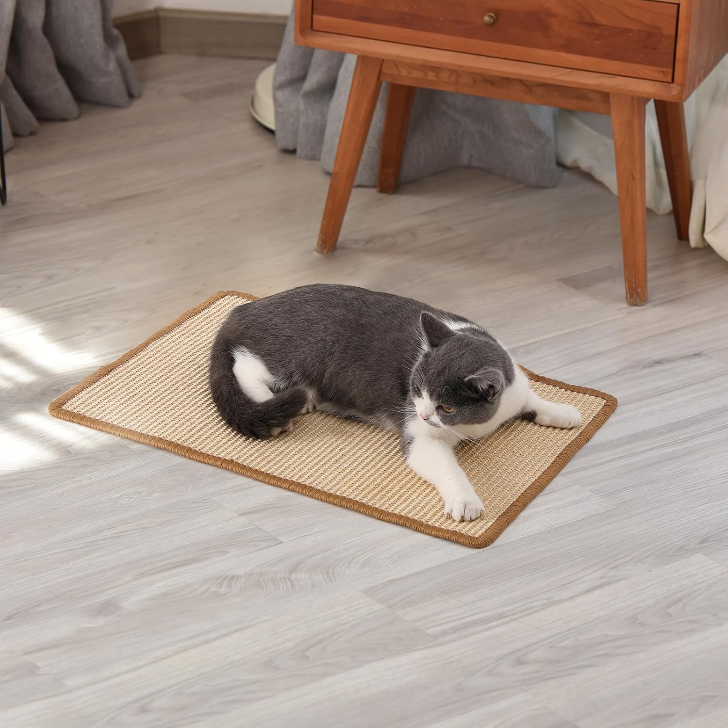 FUKUMARU Cat Scratcher Mat, 23.6 X 15.7 Inch Natural Sisal Cat Scratch Mats, Horizontal Cat Floor Scratching Pad Rug with Sticky Tapes, Protect Sofa and Carpet - Happypetzone.online - Image 4